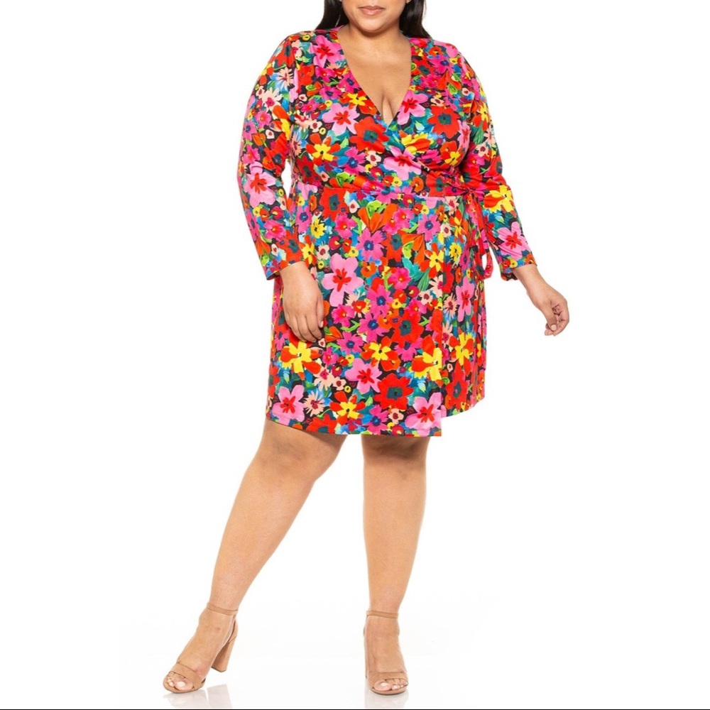 Alexia Admor Amelia Wrap Floral Dress Size 3X